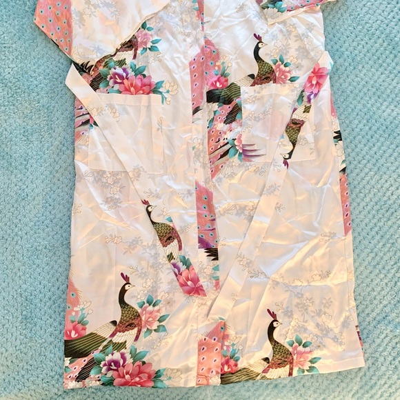 Satin Bridal robe, white with peacocks, Medium - Picture 6 of 13